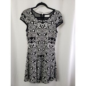Elle Womens Dress Size Medium Black and White Knit Summer Spring Fall School